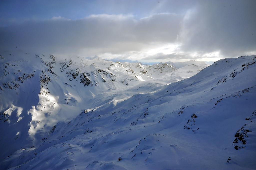 Albergo Stelvio Бормио Екстериор снимка