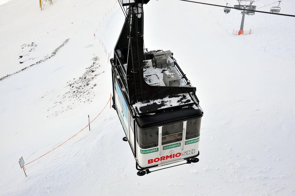 Albergo Stelvio Бормио Екстериор снимка