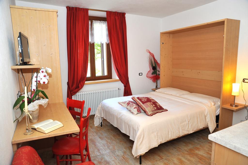 Albergo Stelvio Бормио Екстериор снимка